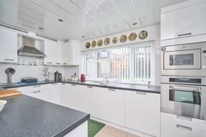 Kitchen- click for photo gallery